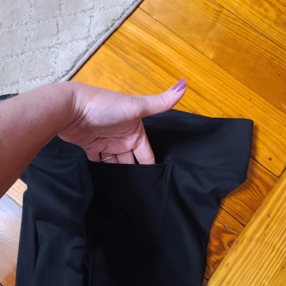 Victoria's Secret PINK Ultimate High-Waist Ankle Leggings - Picture 6 of 15